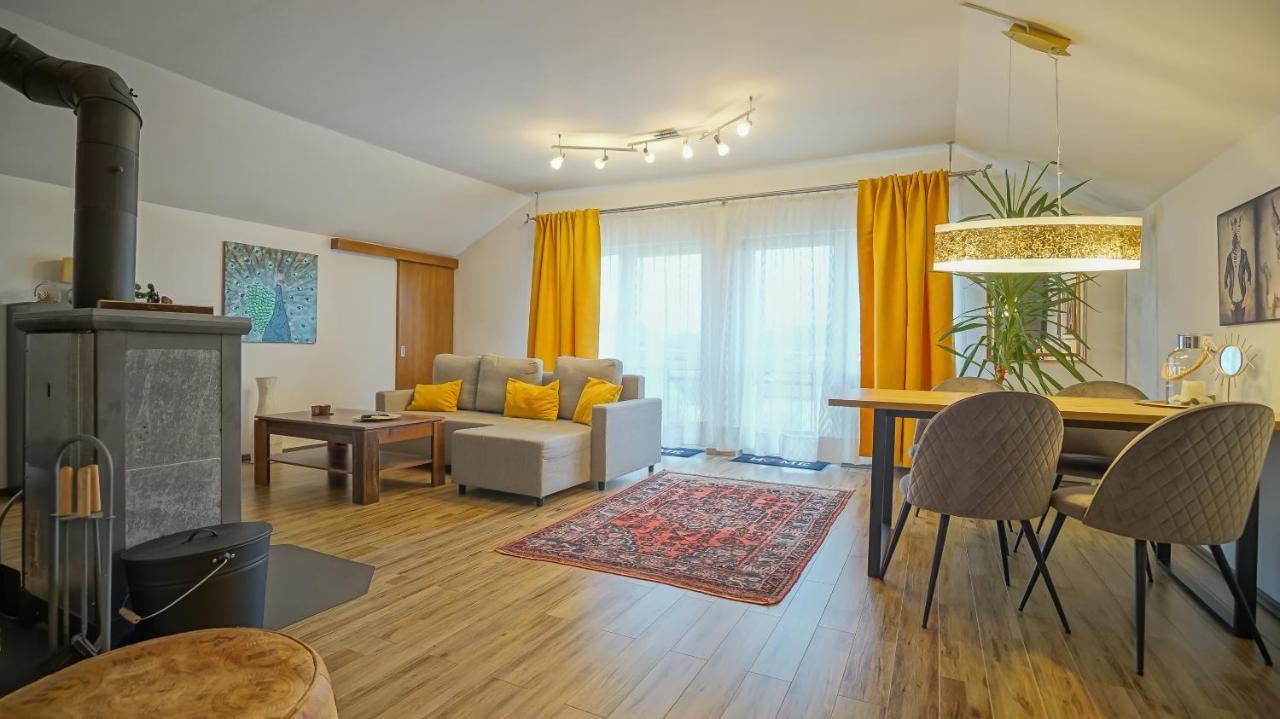 Apartamento Vilux With Indoor Private Parking Braşov