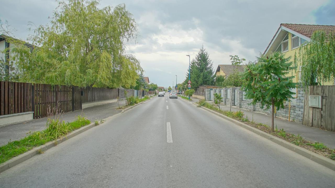 Vilux With Indoor Private Parking Apartamento Braşov
