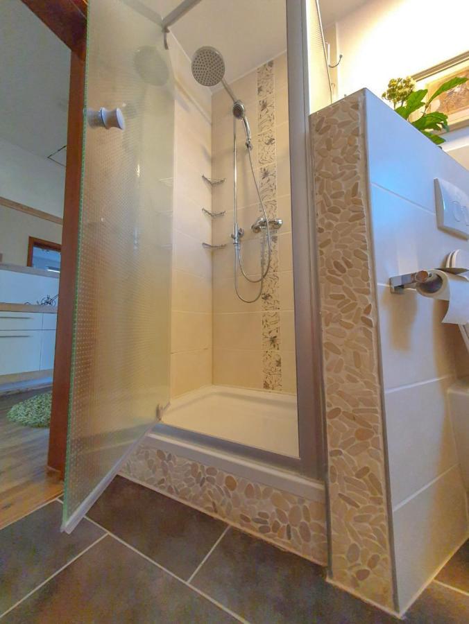 Apartamento Vilux With Indoor Private Parking Braşov