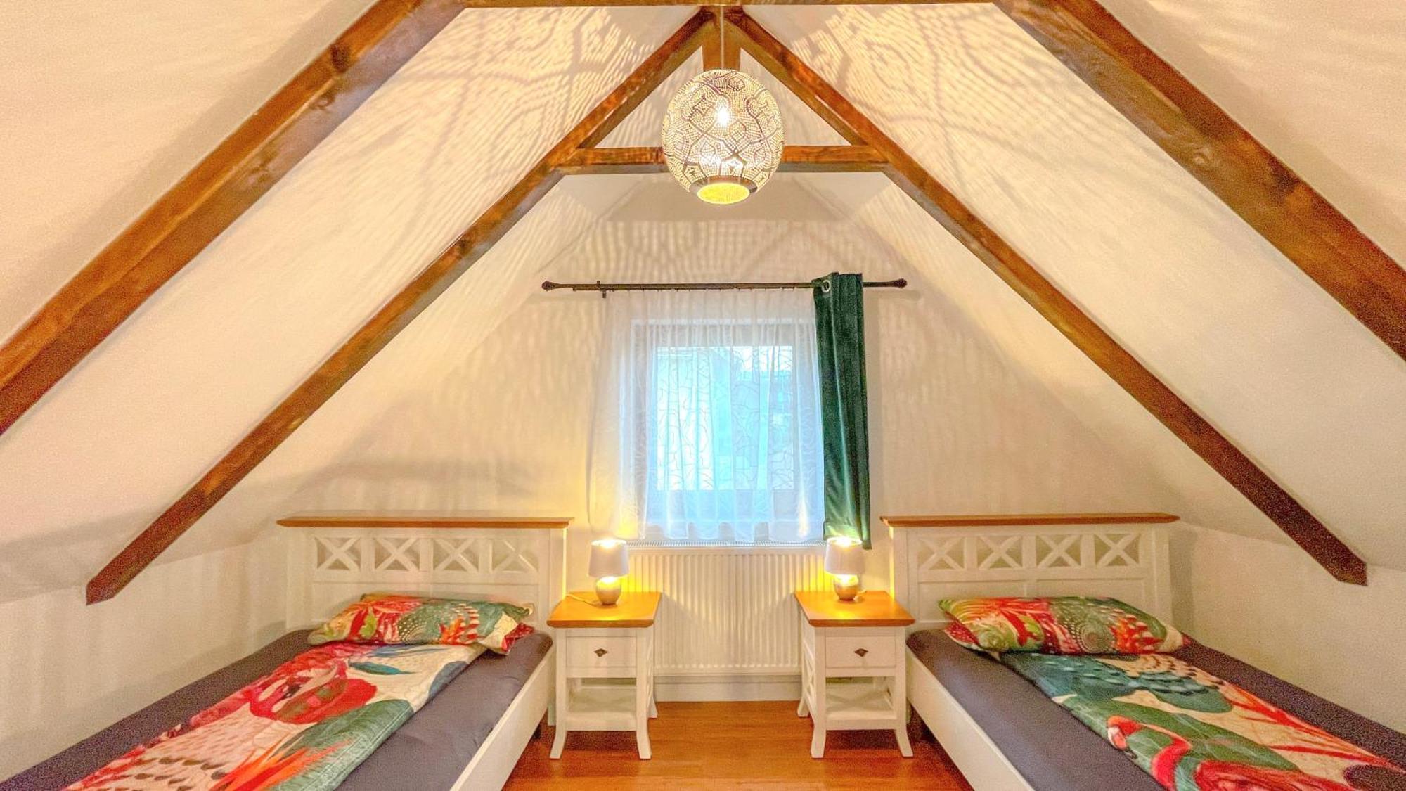 Vilux With Indoor Private Parking Appartamento Braşov