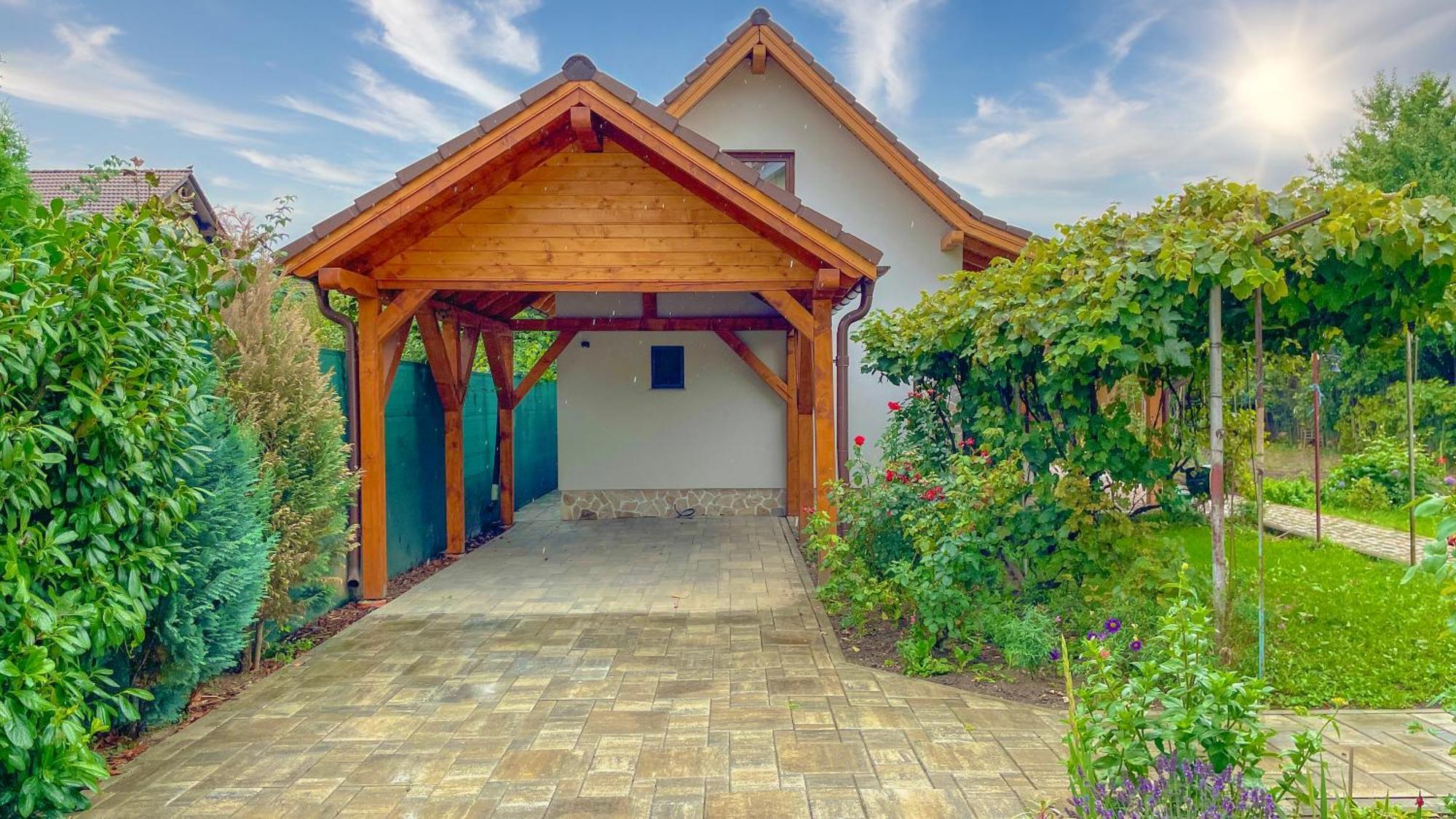 Vilux With Indoor Private Parking * Braşov