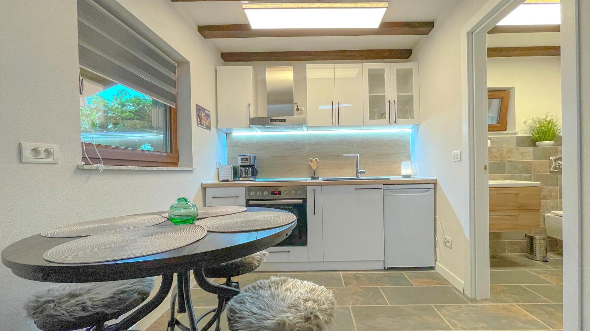 Vilux With Indoor Private Parking Apartamento Braşov