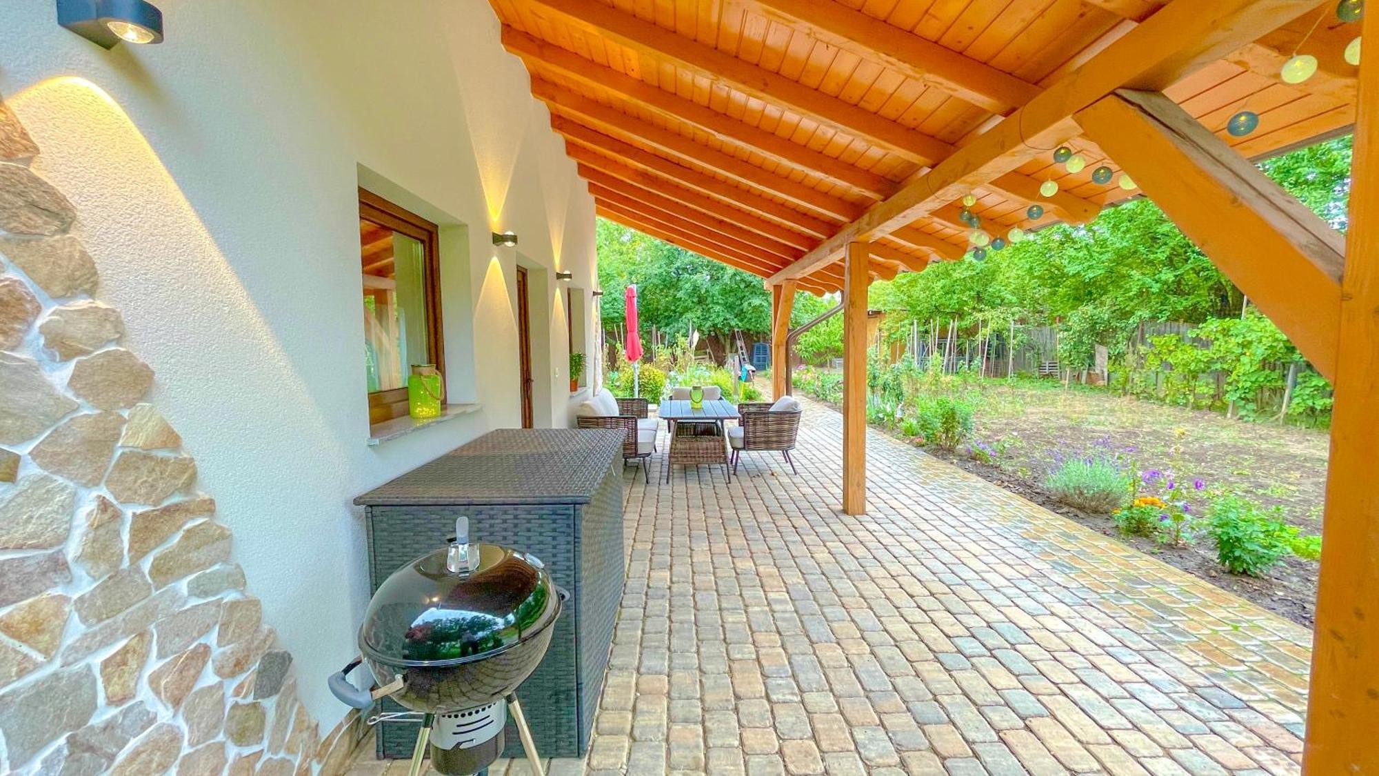Vilux With Indoor Private Parking Apartamento Braşov